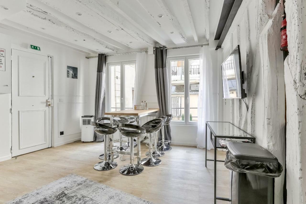 93 - Luxury Flat In Le Marais Appartement Parijs Buitenkant foto