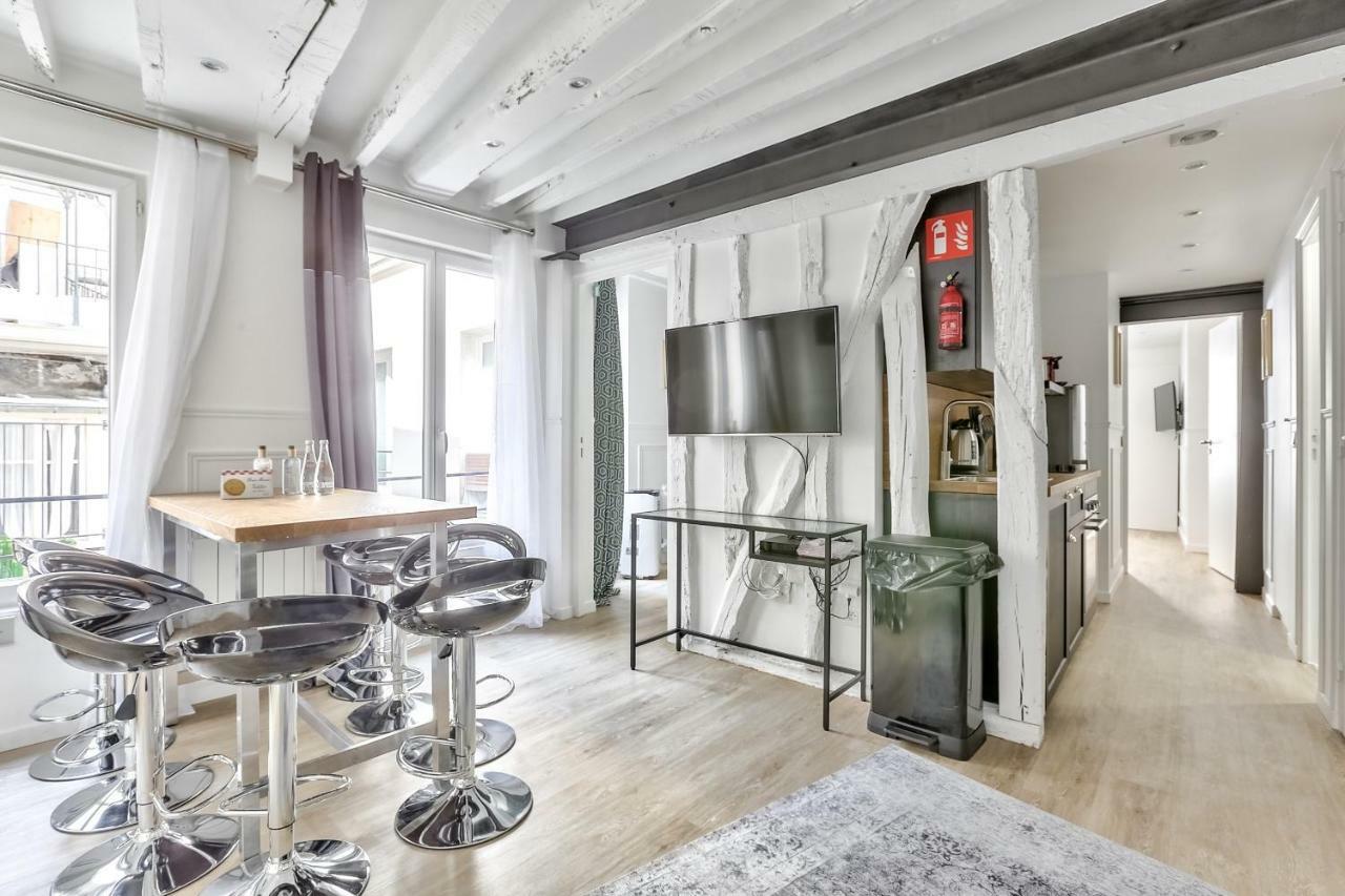 93 - Luxury Flat In Le Marais Appartement Parijs Buitenkant foto