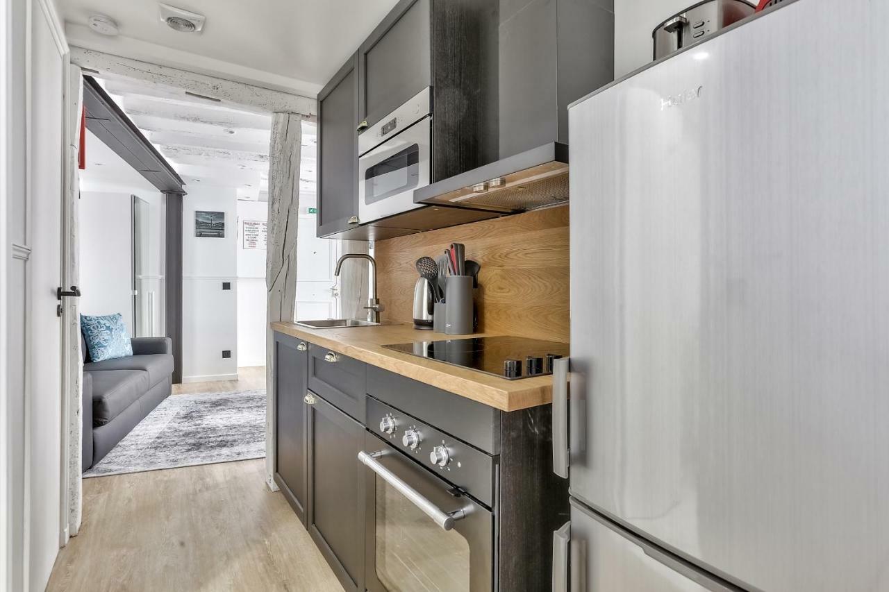 93 - Luxury Flat In Le Marais Appartement Parijs Buitenkant foto